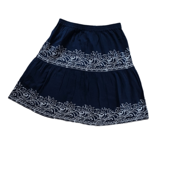 Lord & Taylor Skirt - Picture 4 of 5